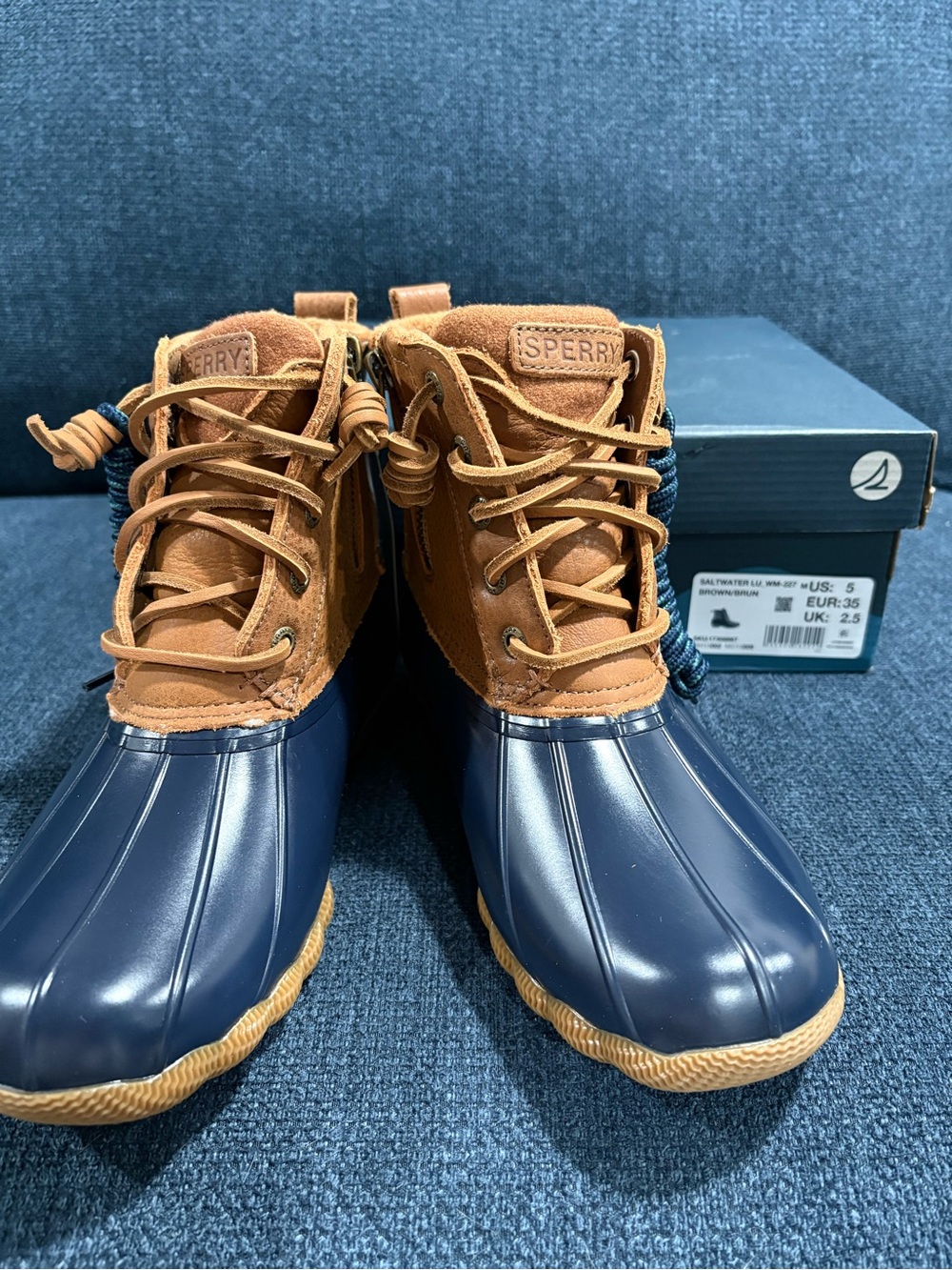 NIB- Women’s Sperry Saltwater Thinsulate Duck Lug Boot, Leather, Waterproof Sz 5